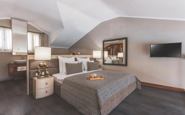 Orka Cove  Penthouse & Suites - Adults Only