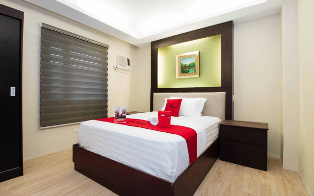 RedDoorz Premium near Trinoma Mall