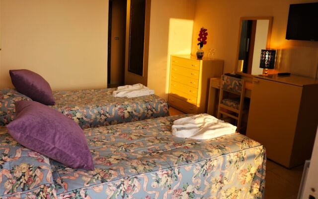 Vanda Hotel