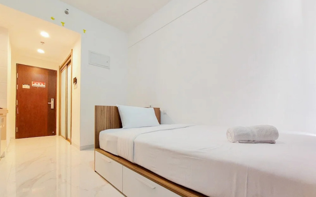 Homey And Warm Studio Room At Sky House Bsd Apartment – Guest Rooms – Legok