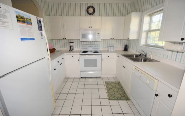 Cypress Bend Apartment 822