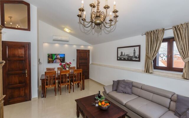 Luxury Apartment Perko