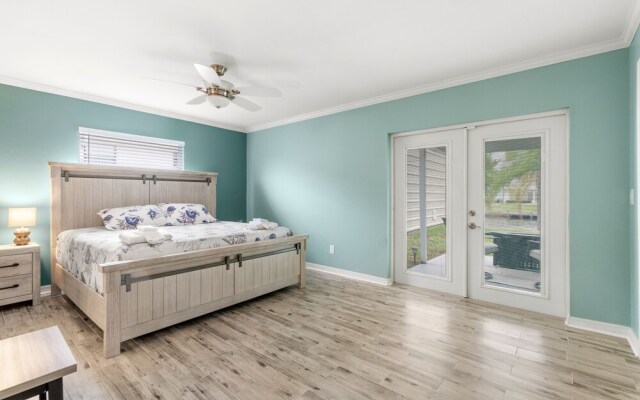 Apollo Beach House