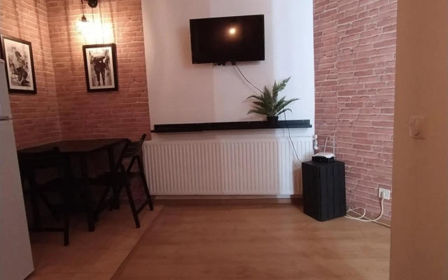 Lviv Meretyna Apartment (між центром і вокзалом)