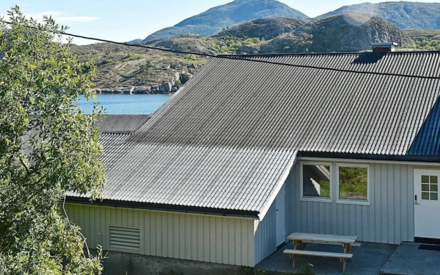 8 Person Holiday Home in Oksvoll