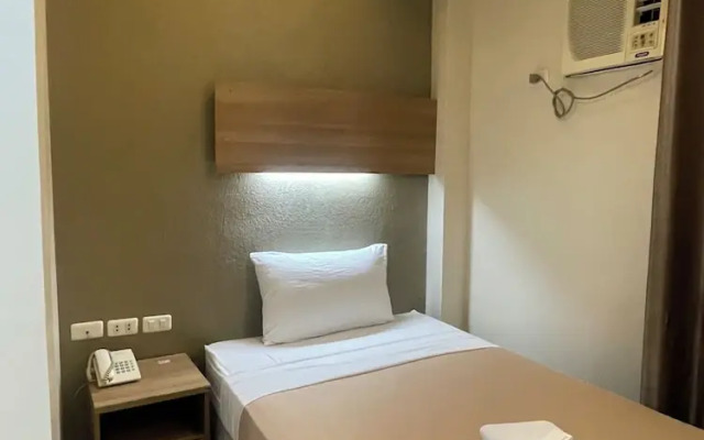 The Center Suites Cebu