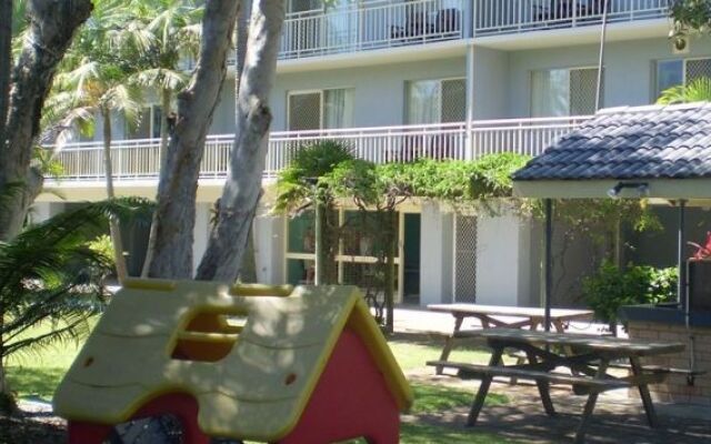 Ocean Spray Apartments Hotel