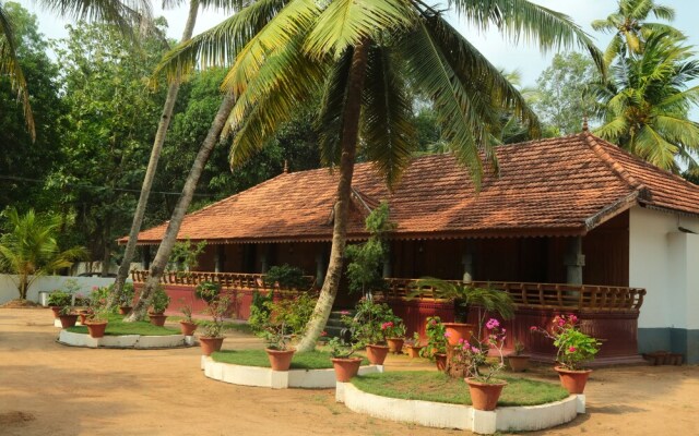 OYO 8839 near Vadackal beach Road