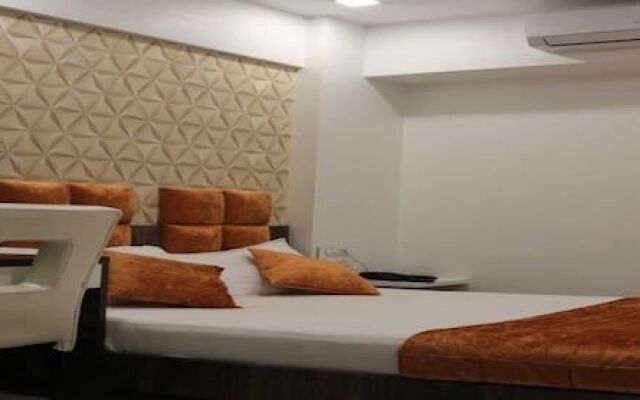 Room Maangta 218 - Thane East