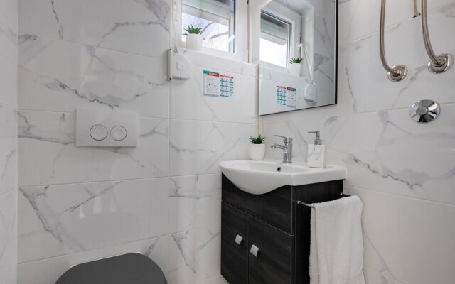 Amazing Home in Dramalj With Wifi and 2 Bedrooms