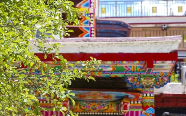Rubu Jingyi Mountain Residence Homestay – Outside – Danba