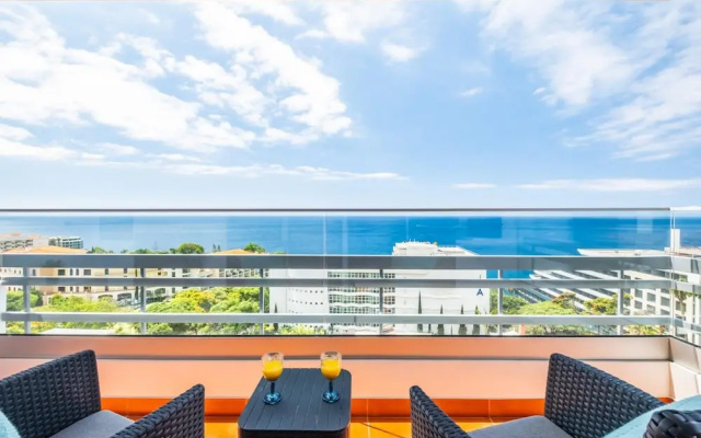 Lido Sunrise Apartment by Homie