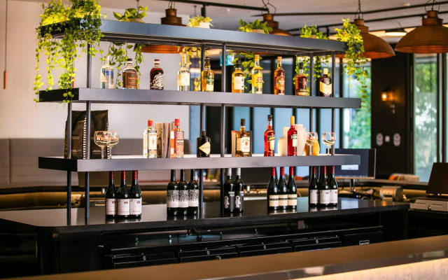 Holiday Inn Express Melbourne Little Collins by IHG