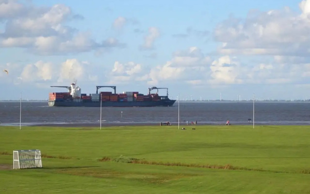 Stella Maris Modern Retreat