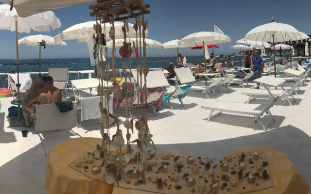 Hotel La Scogliera