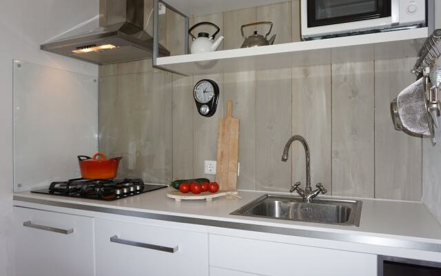 Brilliant Bungalow in Kamperland by the Lake