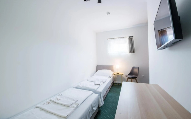 Chesscom Hotel