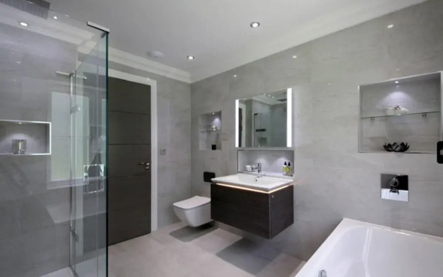 Silverdale House
