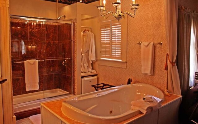 The Arcadian Inn Bed & Breakfast