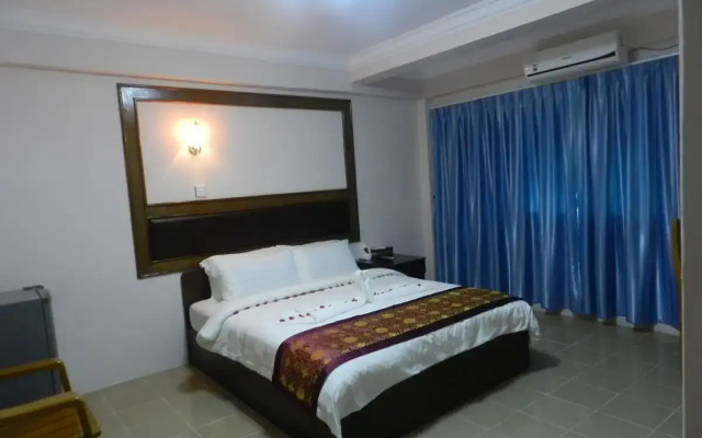 Real Link Hotel