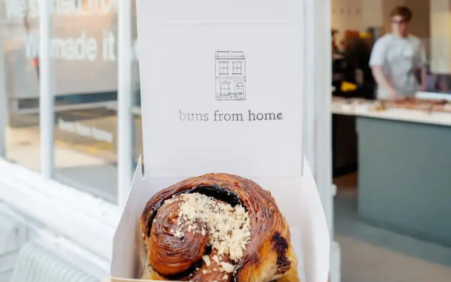 Colourful House 3 Bed Apt - Notting Hill