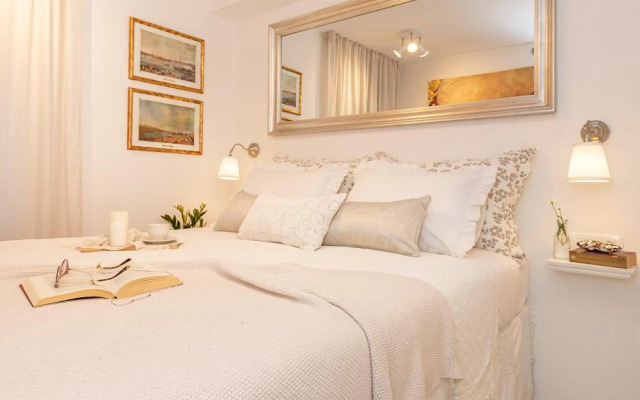 Perfect Downtown Apartment A217