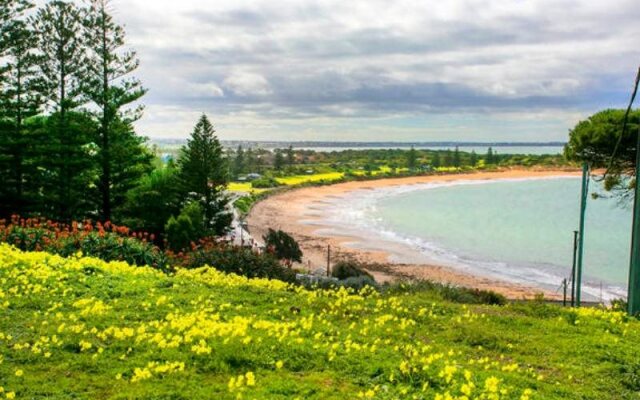 All Seasons' Escape Port Elliot