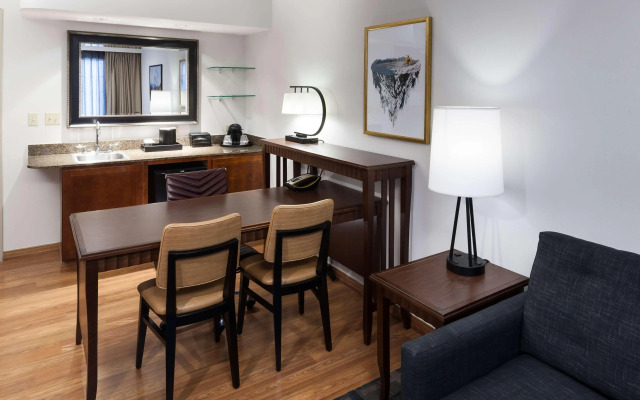 Embassy Suites Anchorage
