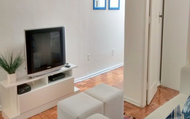 1 Bedroom Condo by Copacabana Beach