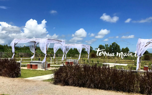 Terrua Main Ten Villa Garden