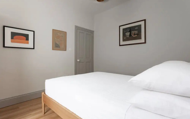 Baxendale Street by Onefinestay