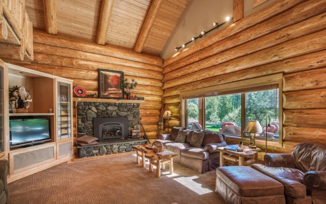 Big Jim Mountain Lodge