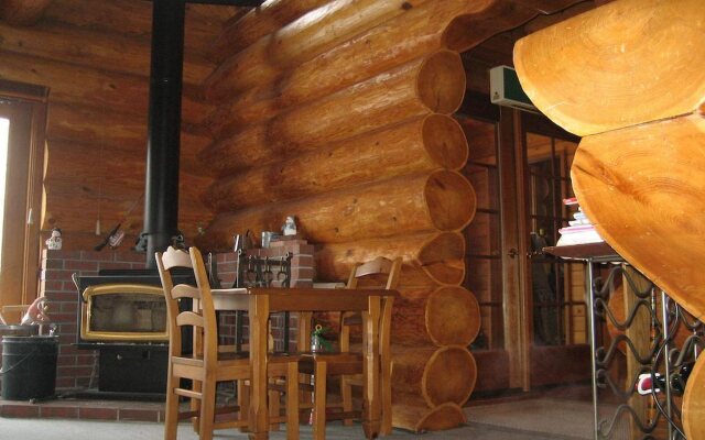 Mori no Log Hotel Kamloops