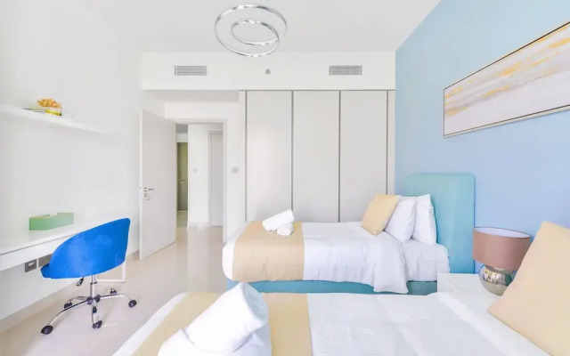 Sunrise Bay - Ultra Luxury Emaar Beachfront - Private Beach and Pool
