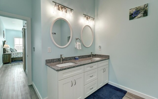 Copano Shores Seaside Paradise Home by Redawning