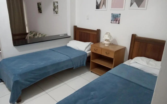 Flat no Farol da Barra 129