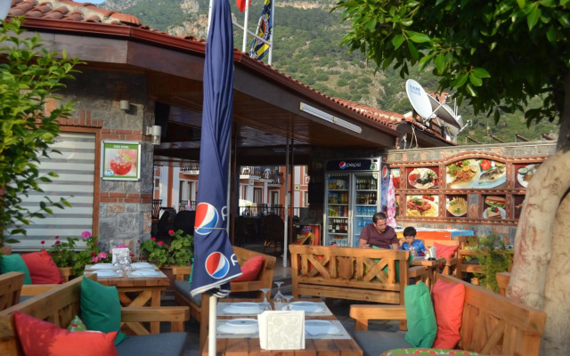 Magic Tulip Beach Hotel