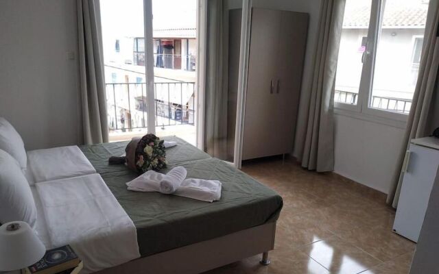 Central Hotel