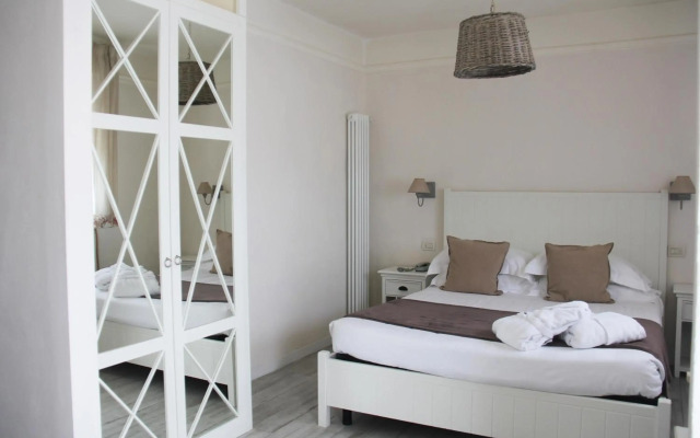 Hotel Bijou