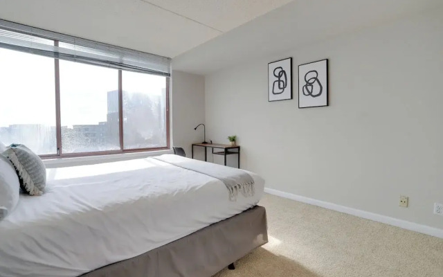 Modern 2BR Stay Near DC Arlington VA