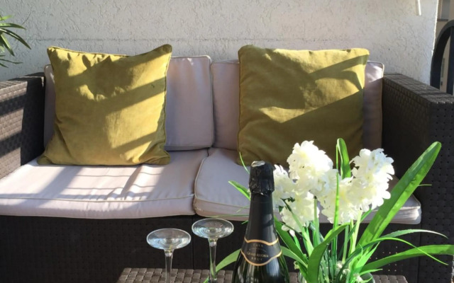 The Hollidays Apartment