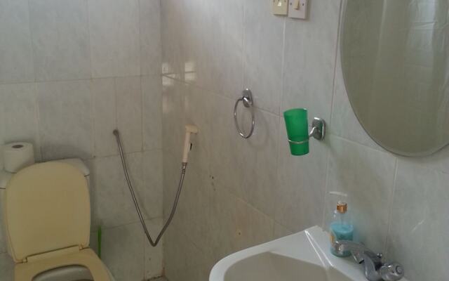 Hollywood Hostel