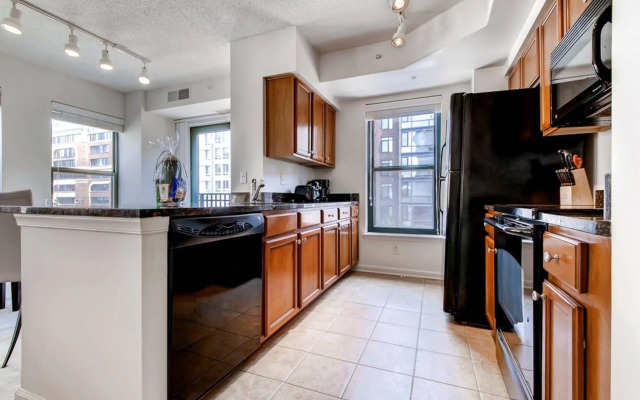 Global Luxury Suites at Thomas Circle