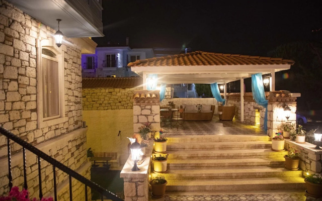 Stone Garden Tas Hotel