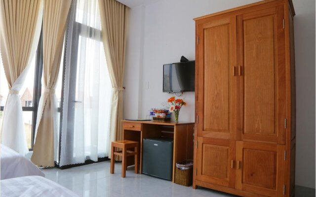Danang Beach 2 Hotel