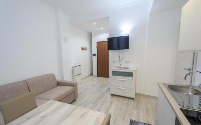 Bilocale ristrutturato a nuovo a 20 metri dal mare