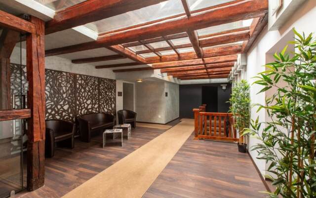 Vendi Grand Square Residence