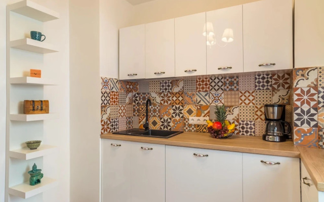 Studio T by MRG Apartments
