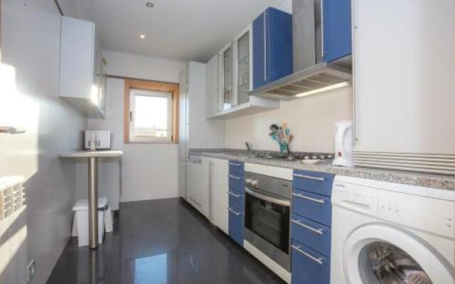 Marginal Oceanica Apartment