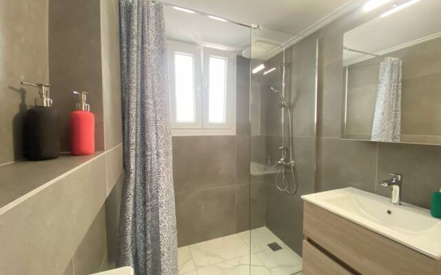 Paleo Faliro Comfort Apartment